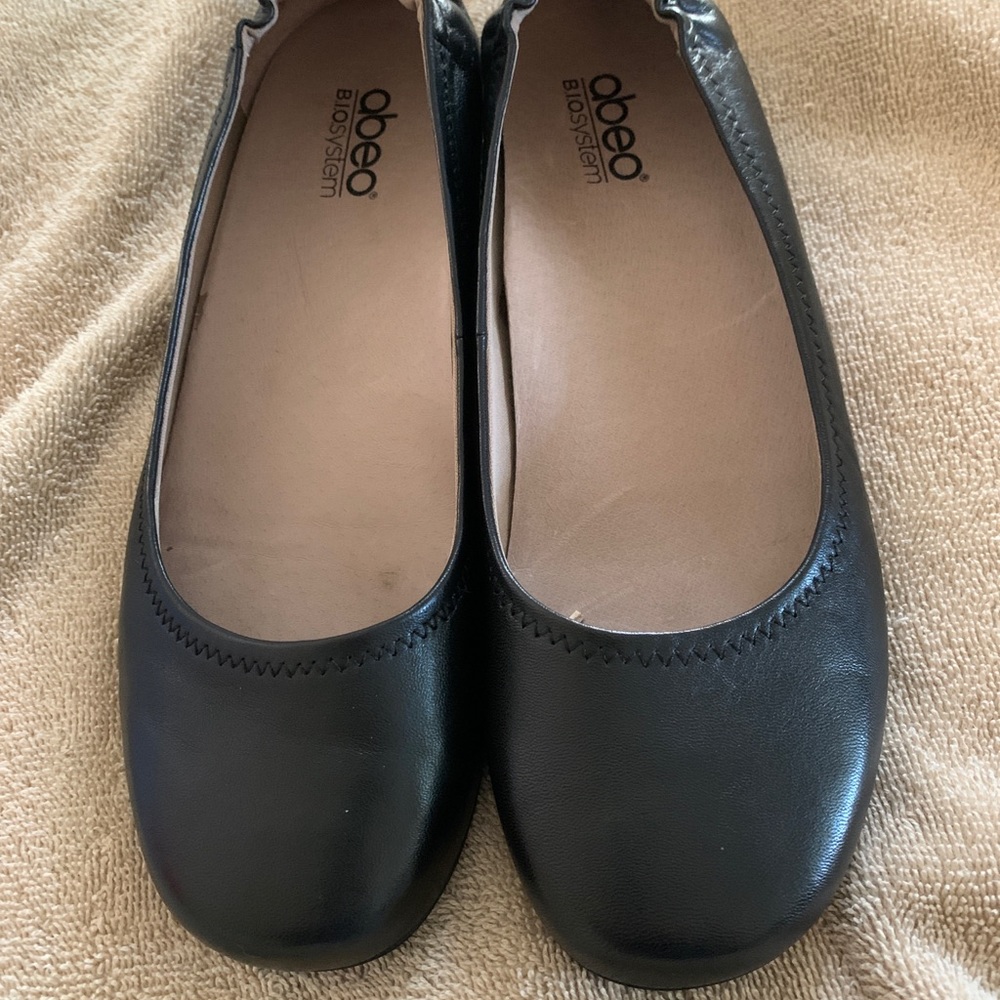 Black flats